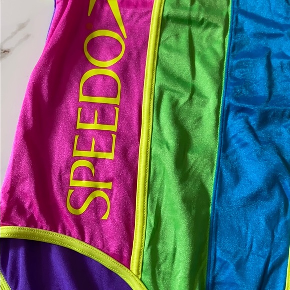 NEW✨Vintage Speedo Swimsuit - Picture 3 of 7
